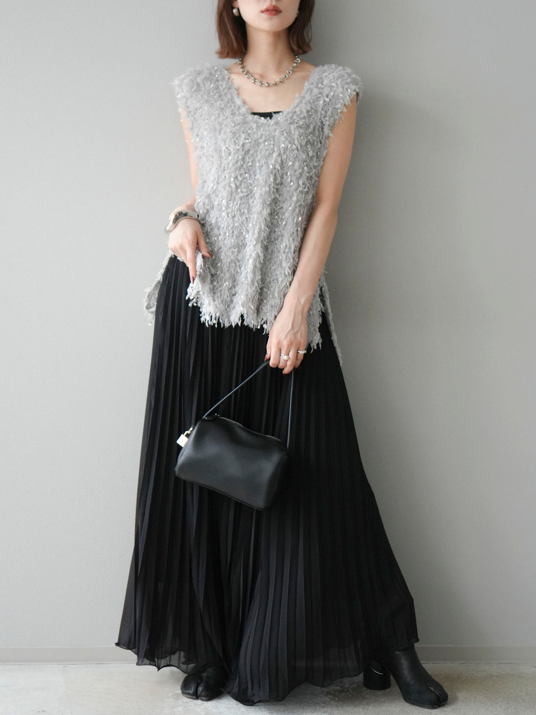 [予約]フェザーVネックベスト/グレー