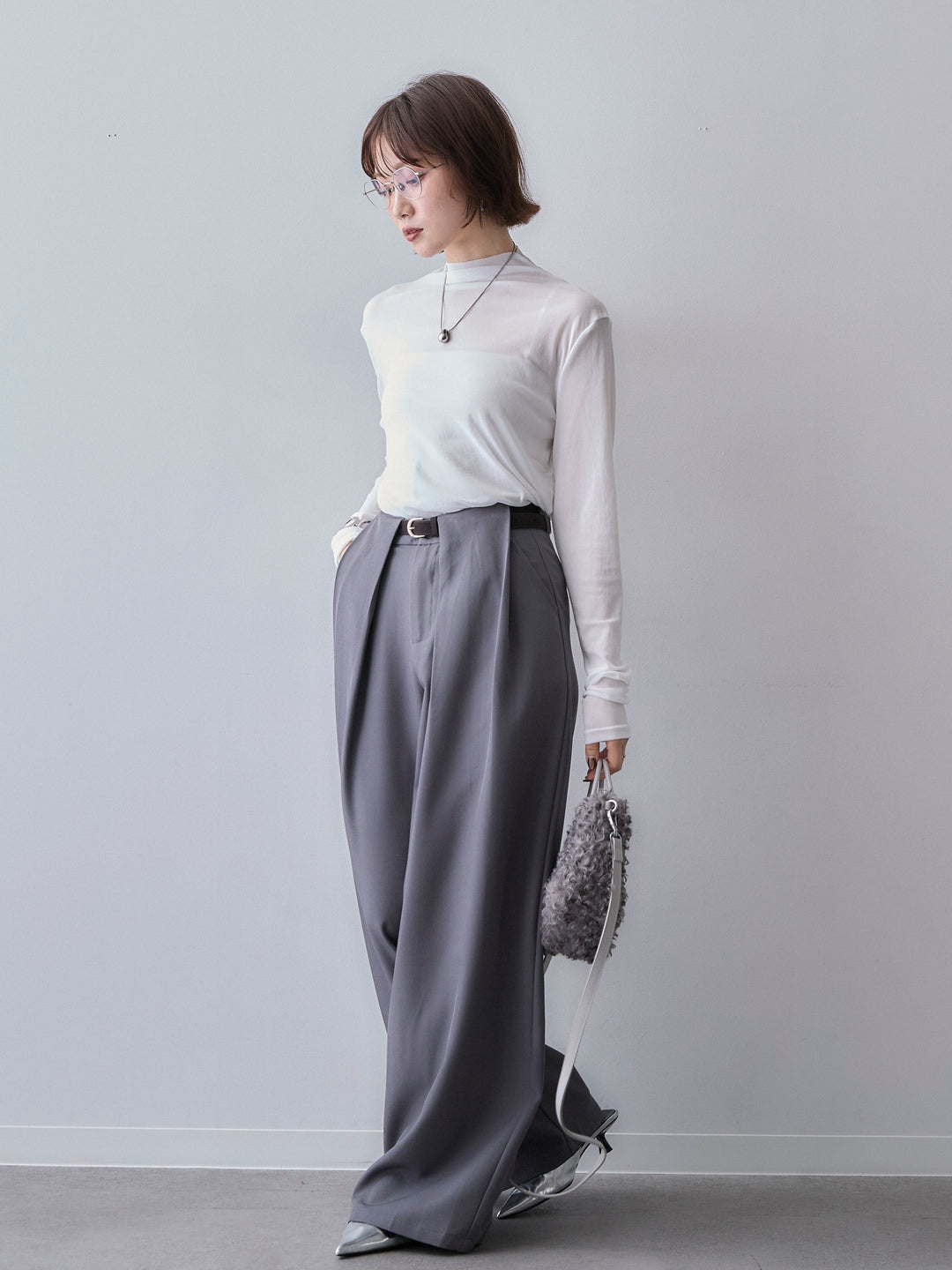 [予約]メッシュボトルネックトップス/offwhite