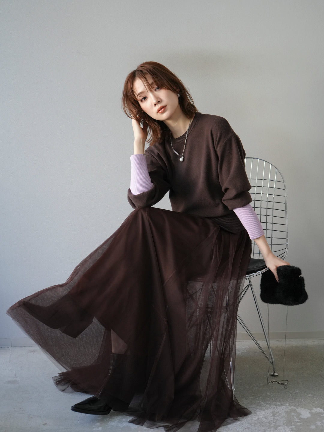 [予約]袖配色フロントスリットニットプルオーバー/ブラウン