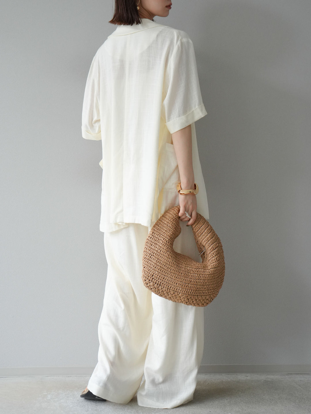 【預購】淺亞麻不對稱寬褲/可脫