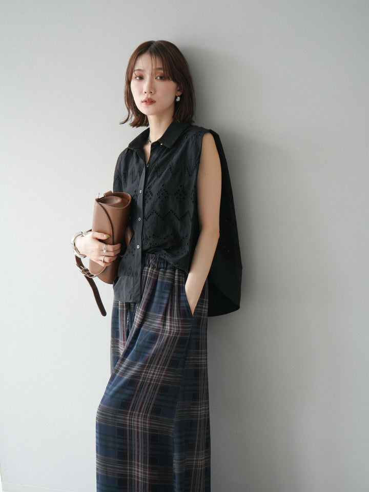 [予約]エンブロイダリーレースタックショルダーブラウス/ブラック