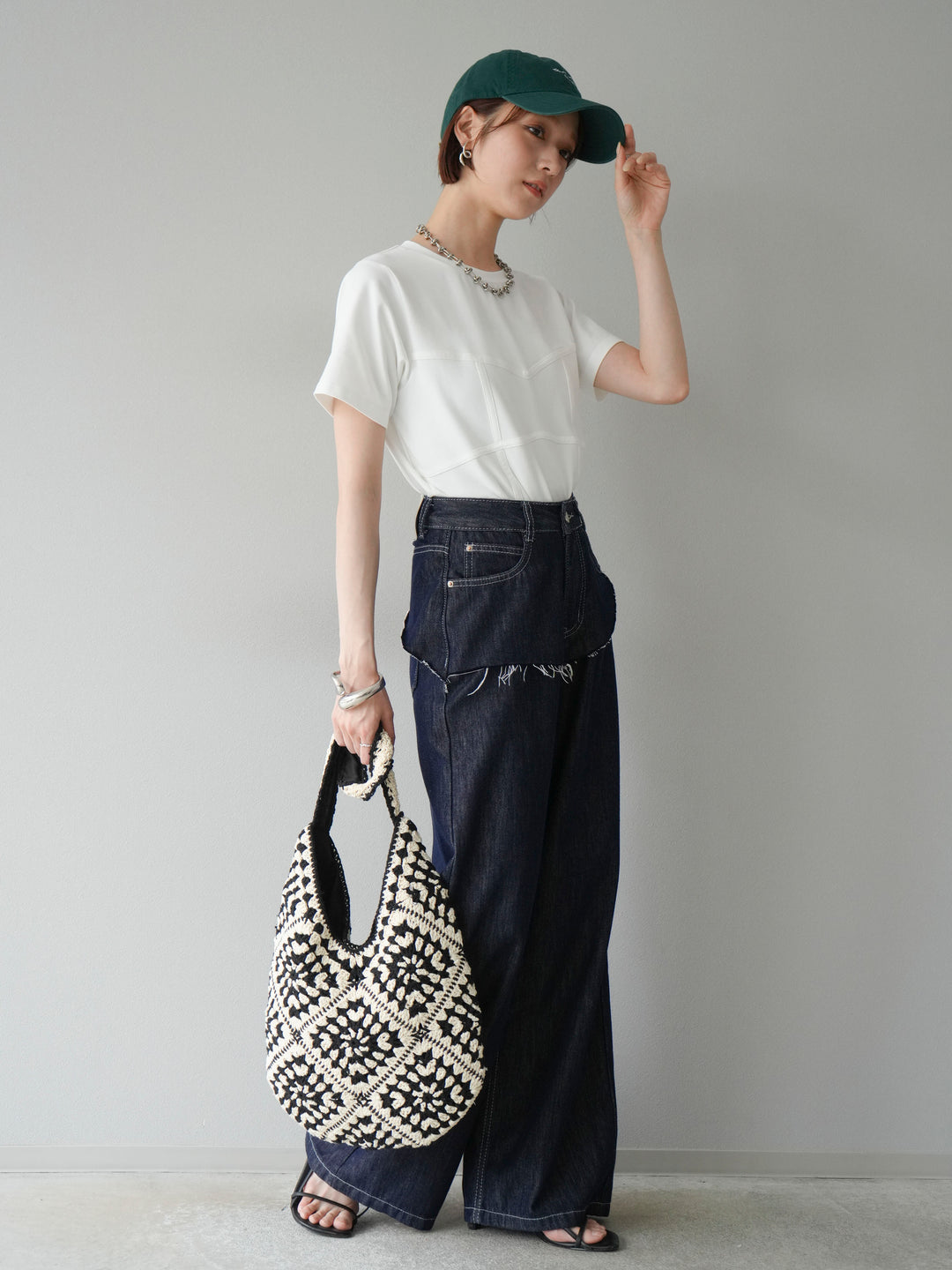 [SET]ビスチェデザインTシャツ+ヒップデザインデニムパンツ(2set)