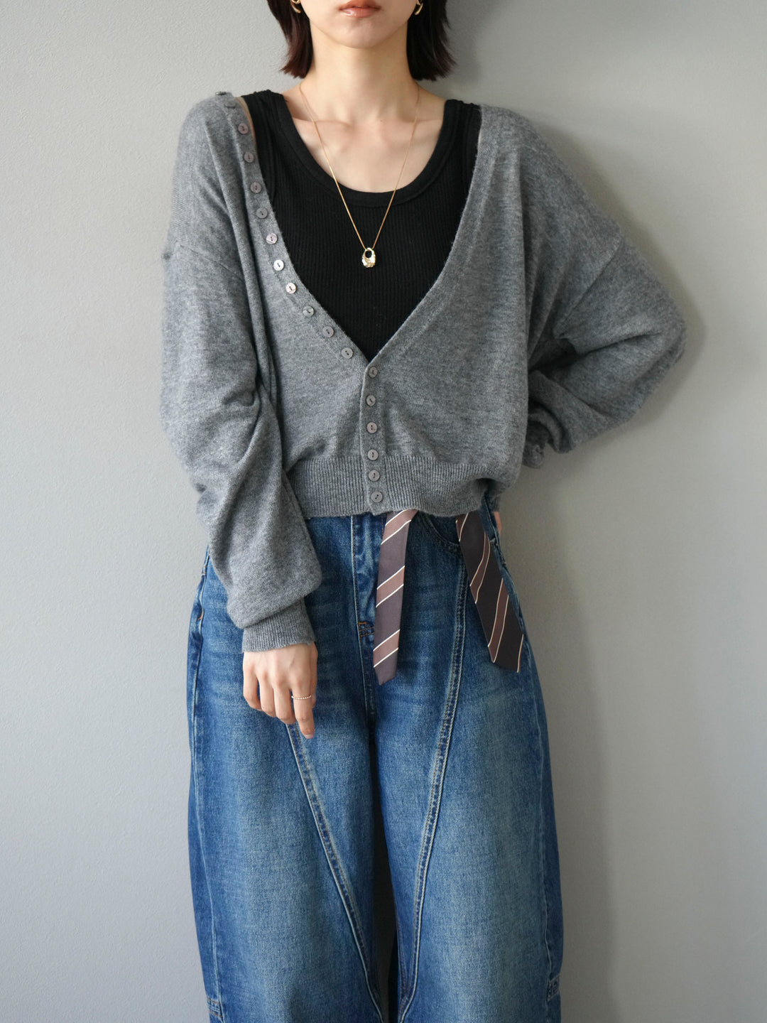 [予約]デザインボタンニットカーディガン＆タンクトップSET/グレー