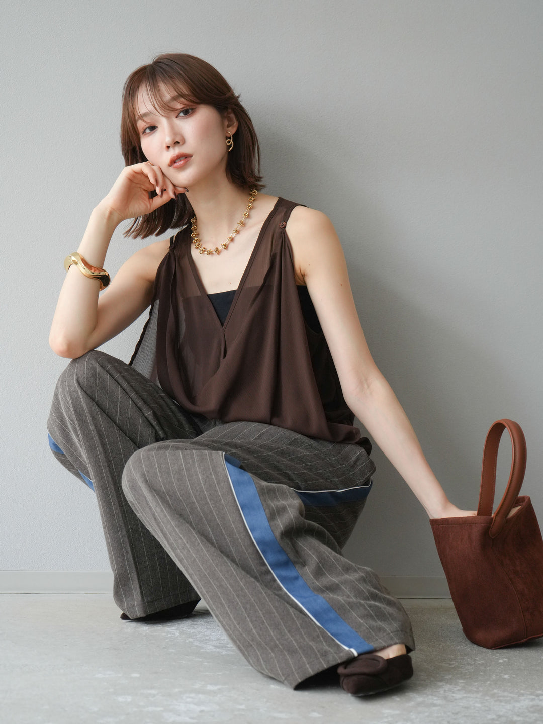 [予約]シアードレープレイヤードノースリーブトップス/ブラウン