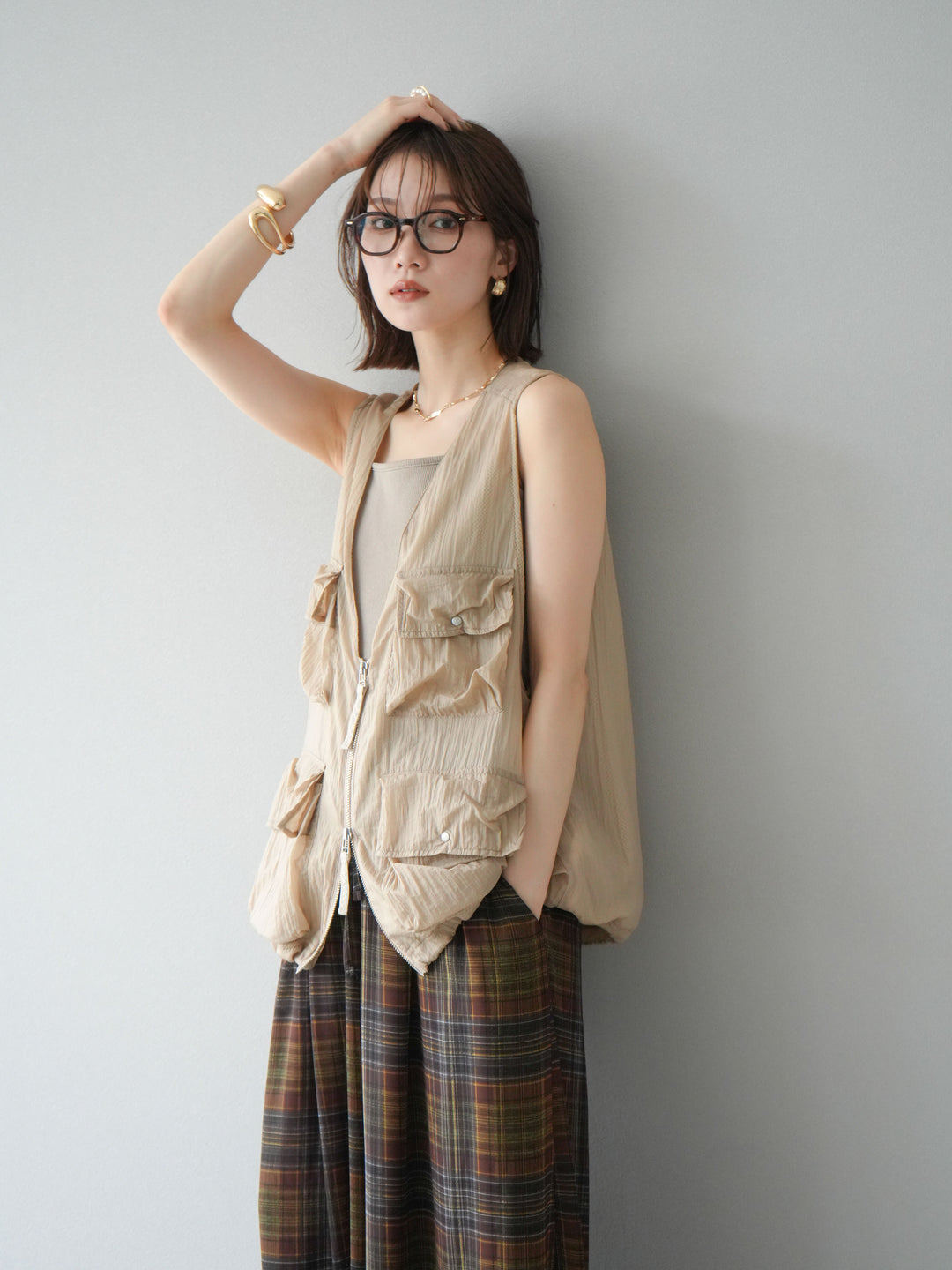 [預購] 尼龍大口袋透視背心/米色