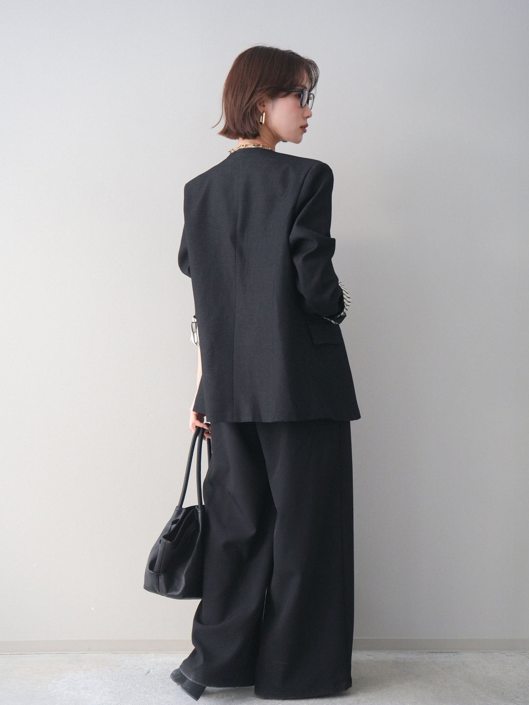 [予約]サテンベルトタックワイドパンツ/black