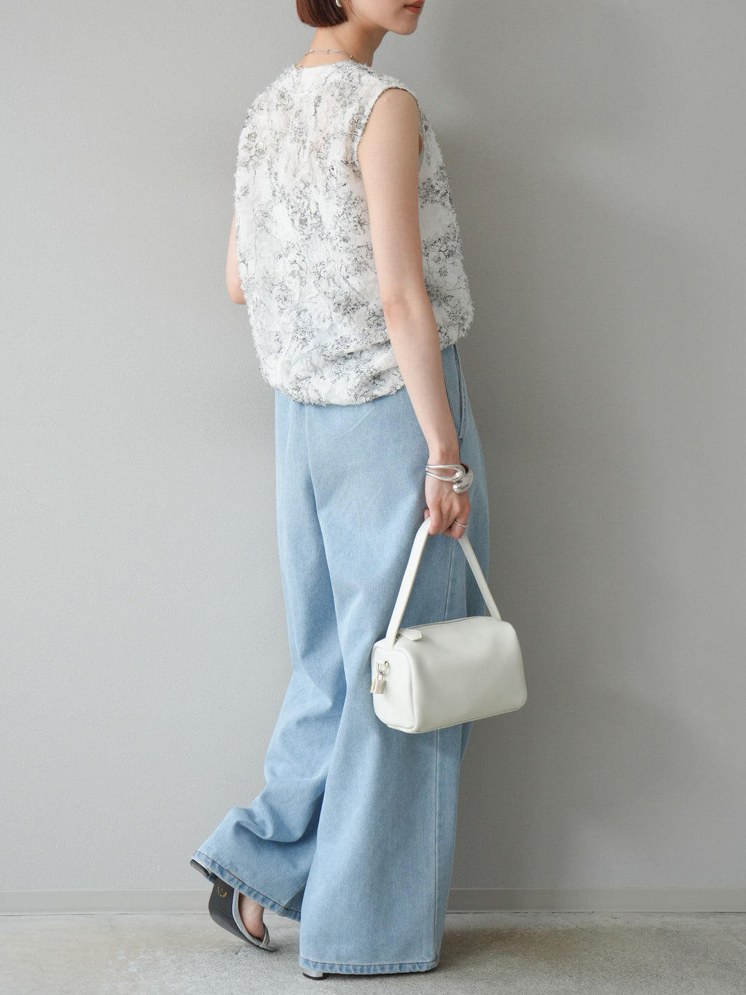 【預購】雙褶寬牛仔褲/漂白