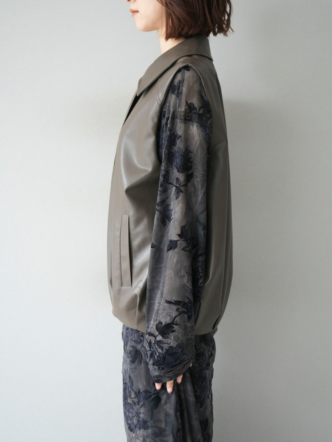 [予約]タックヘムレザーベスト/ブラウン