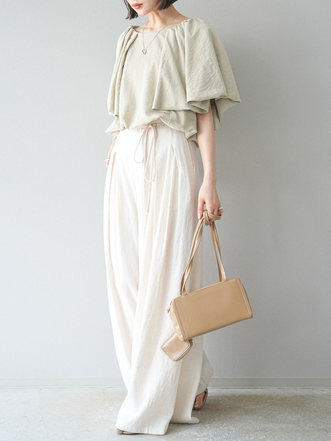 【預購】仿亞麻雙褶設計寬褲/象牙白