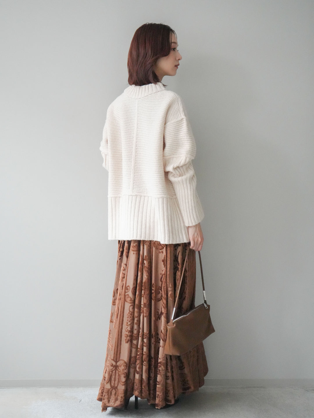 [SET]編み地切替ボトルネックニットプルオーバー+アンティーク柄フロッキーマキシスカート(2set)