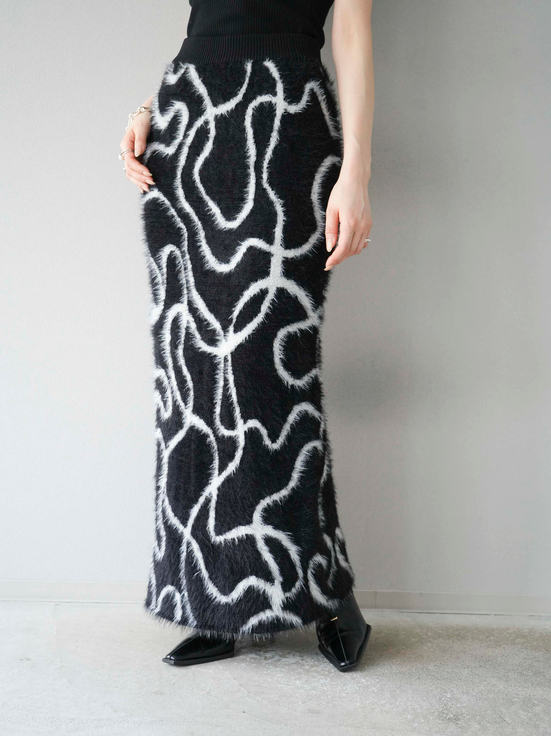 [予約]ラインシャギーニットスカート/ブラック