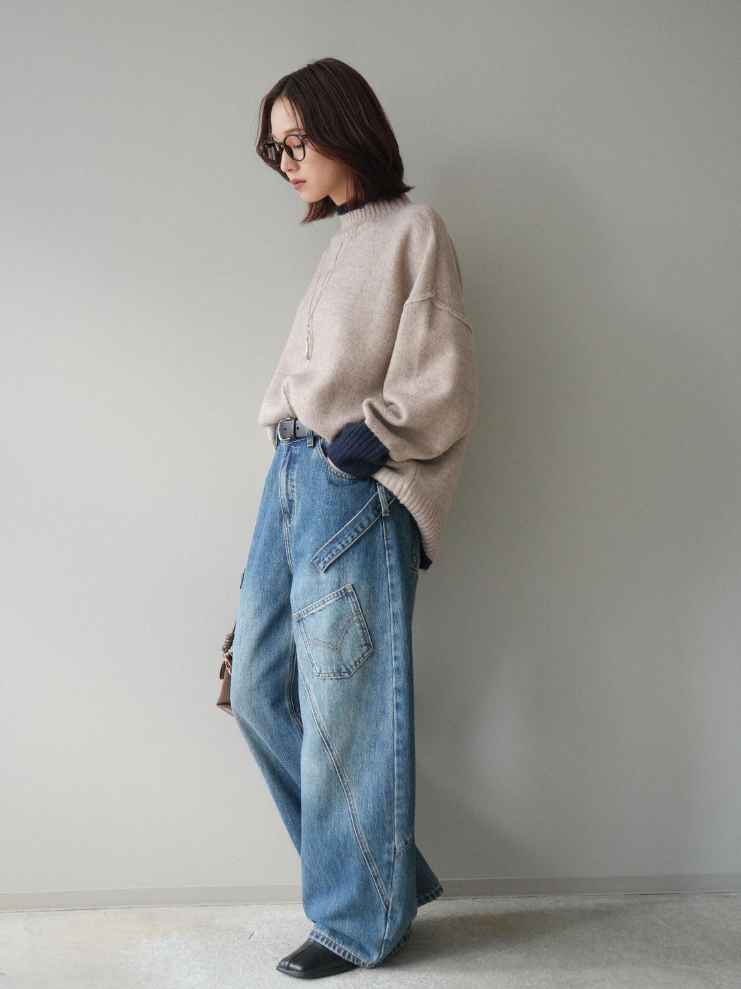 [SET]配色ハイネックニットプルオーバー+ペインターカーブデニムパンツ(2set)