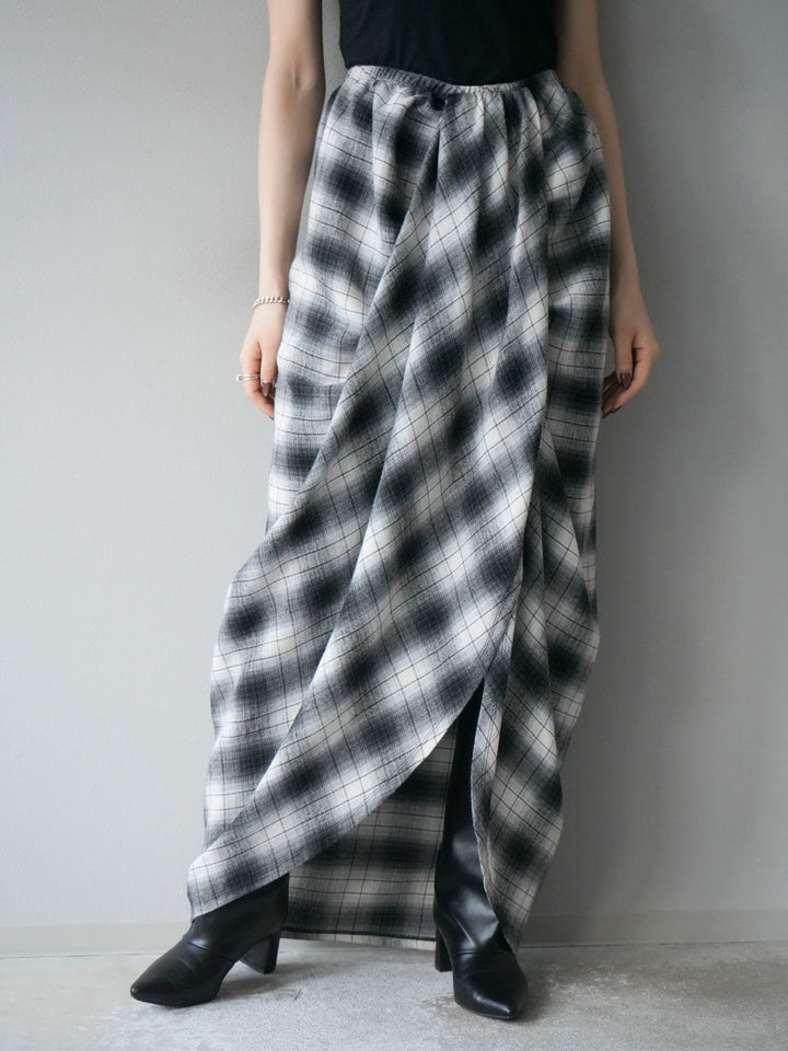 [予約]タックデザインチェックスカート/ホワイト×ブラック