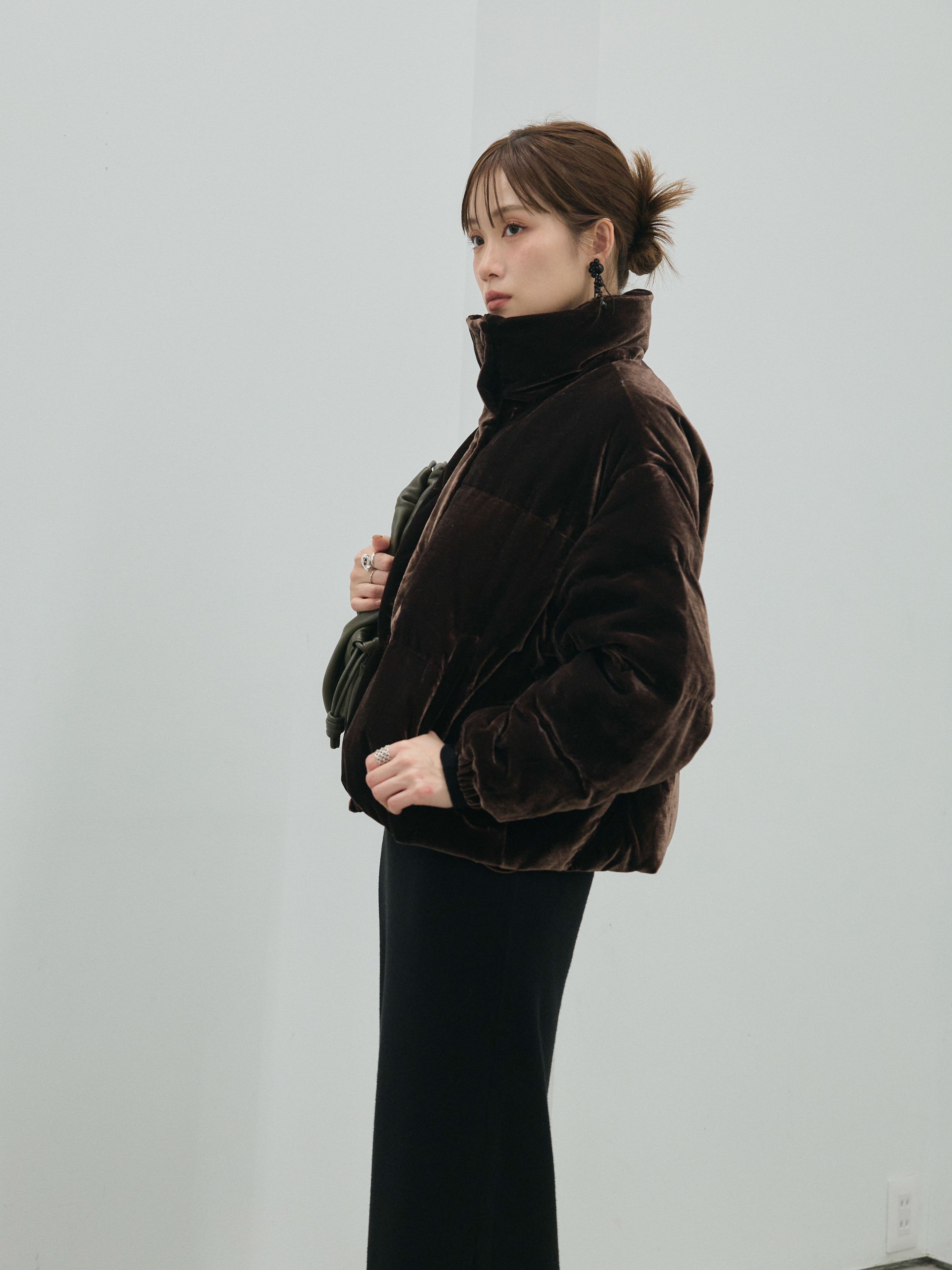 Allure】[SET]ヘンリーネックレイヤードニットワンピース+ベロアダウン