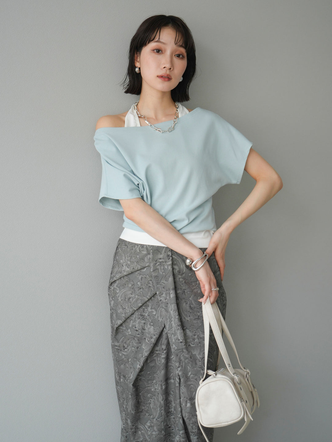 【預購】疊層設計露背套頭衫/藍色