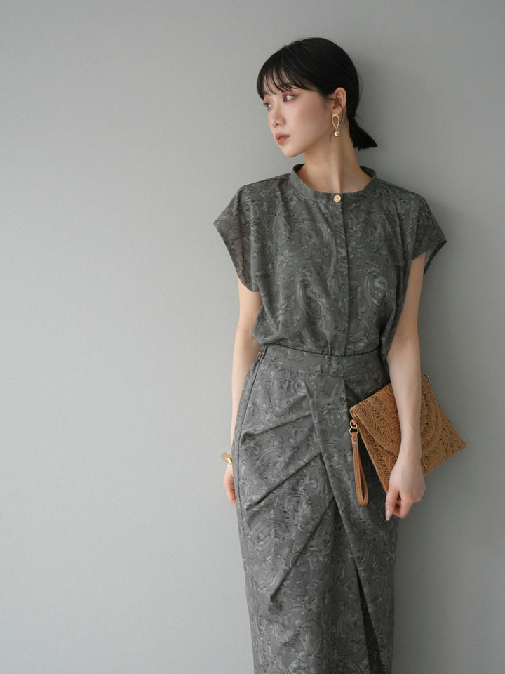 [予約]ペイズリープリントゴールドボタンブラウス/グレー