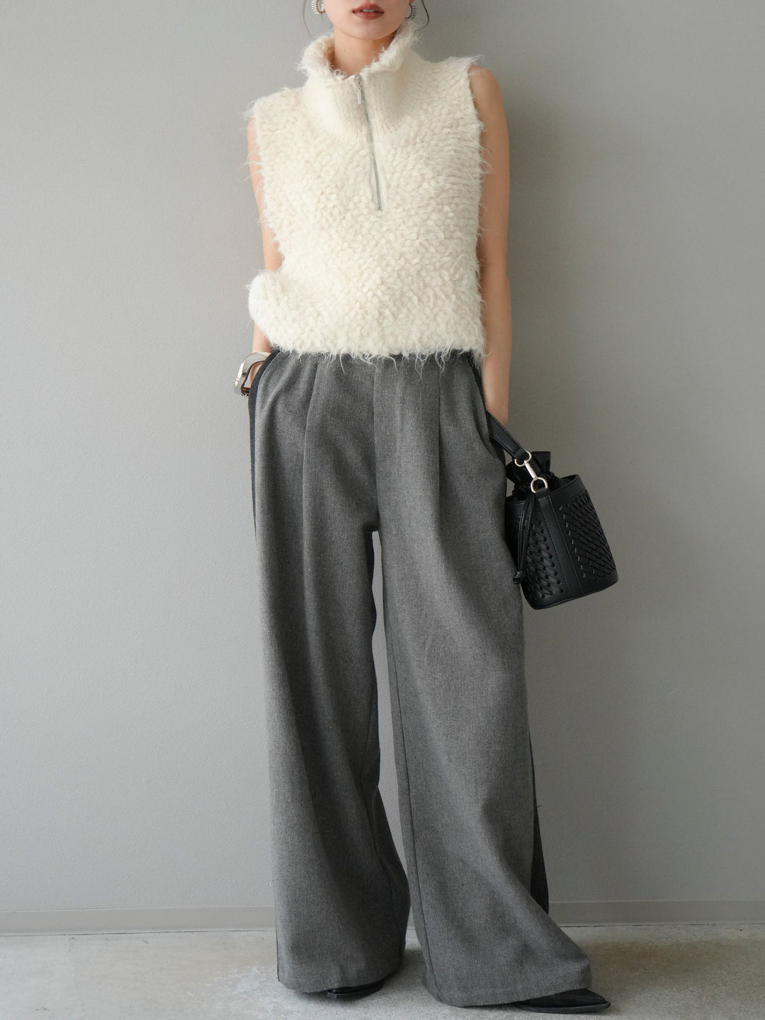 [予約]メランジブークレハーフジップニットベスト/アイボリー