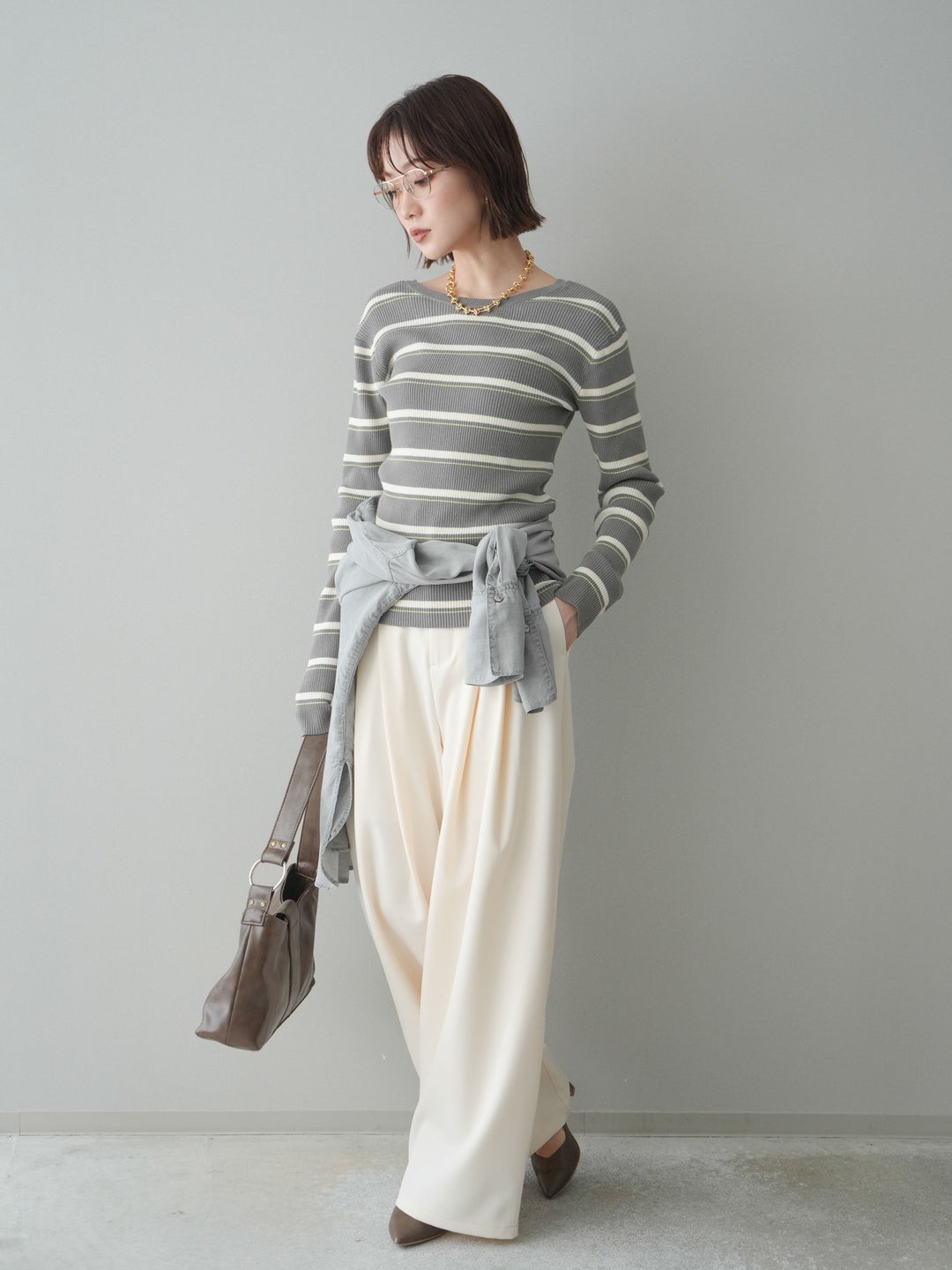 [予約]ウエストバイカラータックワイドパンツ/ivory