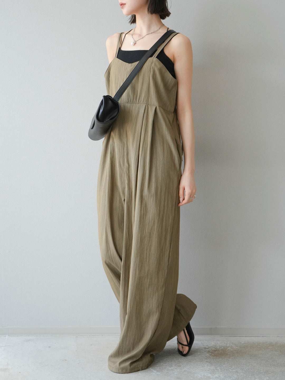 [SET]リネンライクビスチェデザインサロペット+ダブルストラップカットリブブラキャミソール(2set)