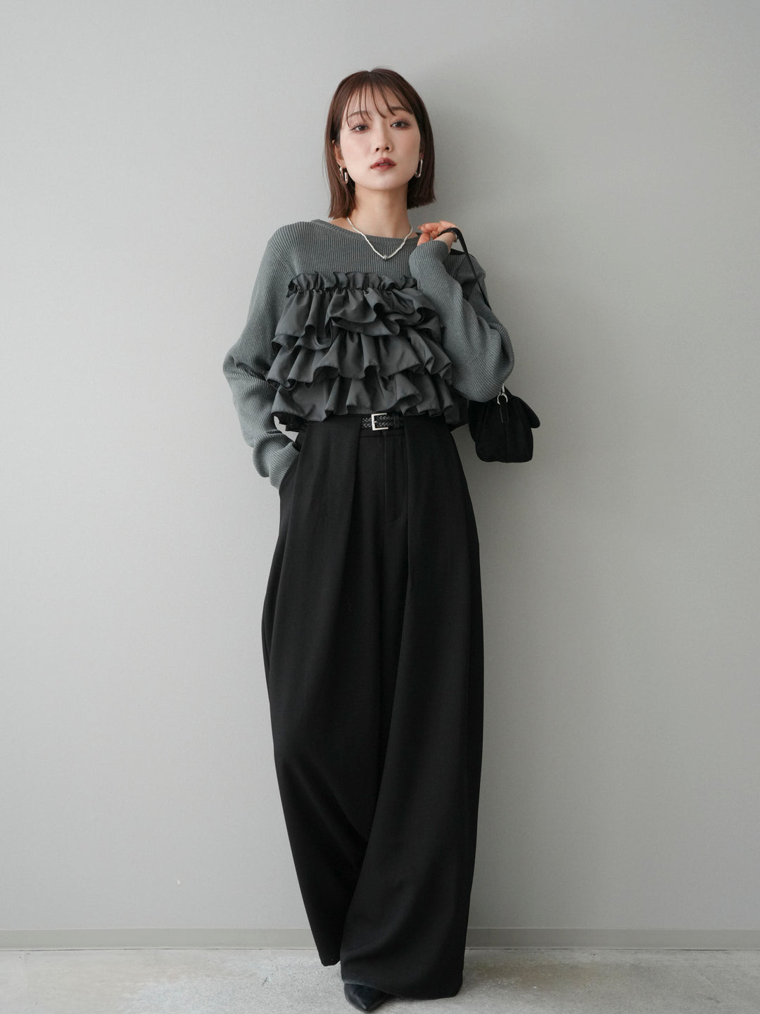 [SET]フリルビスチェドッキングスポンジニットプルオーバー+ベルトループデザインワイドパンツ(2set)
