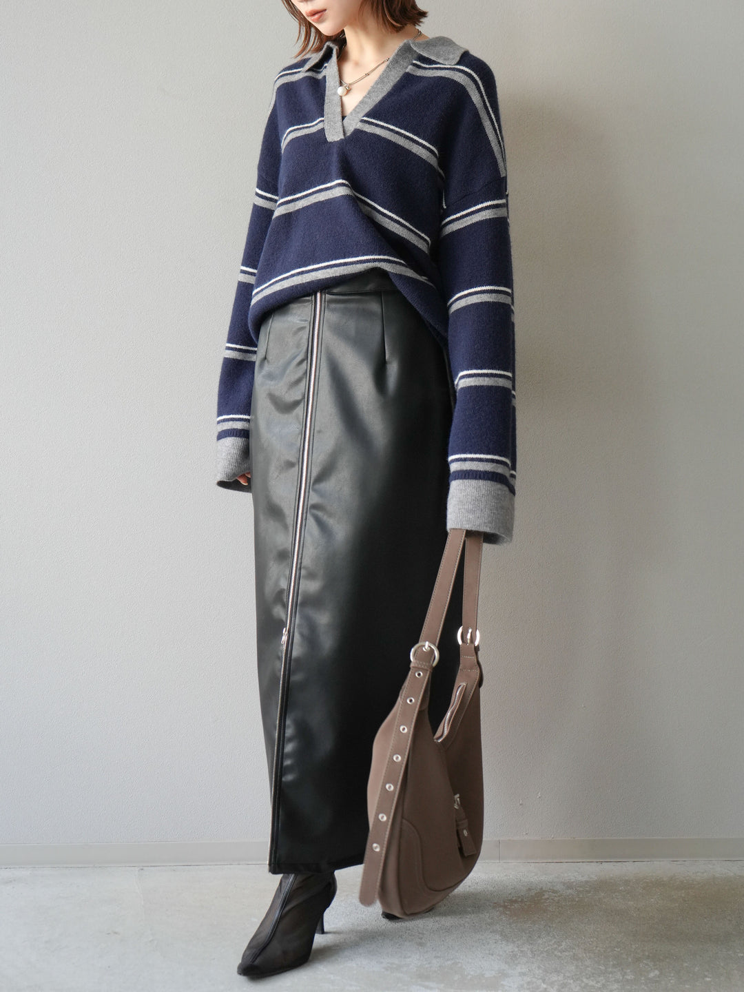 [予約]フェイクレザーZIPタイトスカート/ブラック