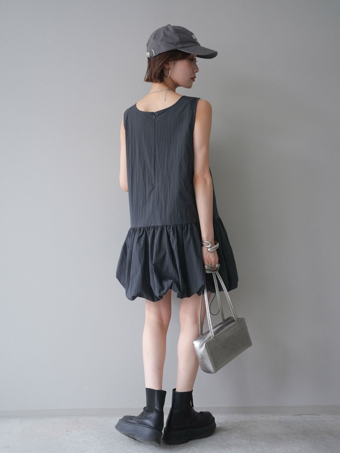 [予約]ドロストバルーンミニワンピース/charcoal