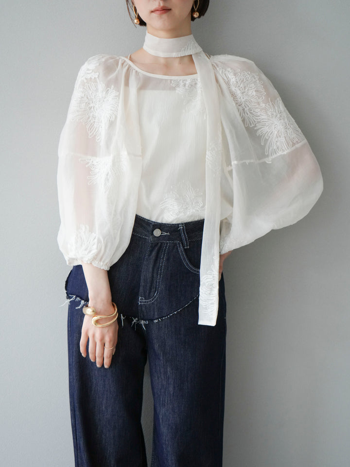 [予約]刺繍シアーバルーンスリーブブラウス/アイボリー