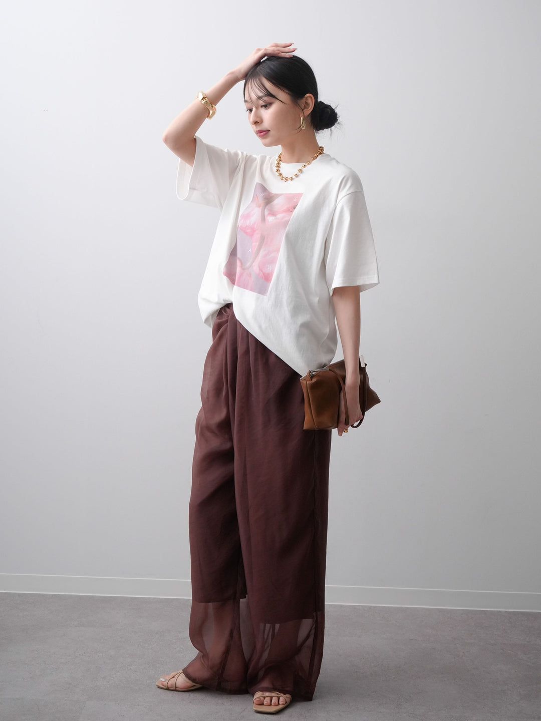 [SET]ニュアンスフローラルフォトTEE+シアーレイヤードフロントタックイージパンツ(2set)