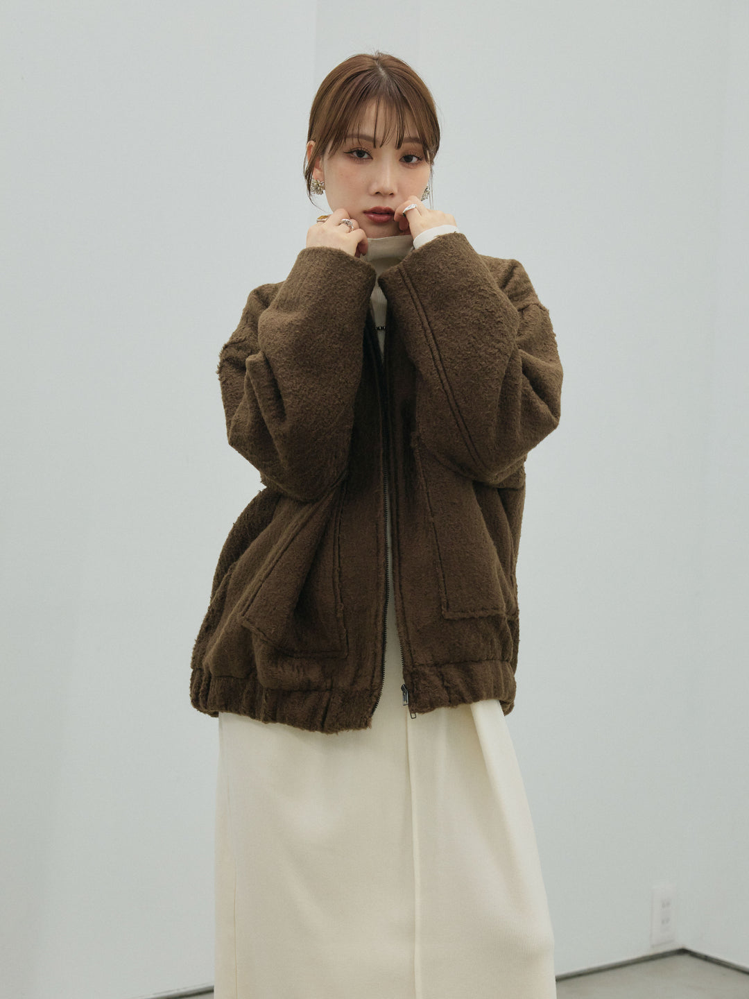 【Allure】[SET]ボトルネックルーズニットワンピース+スタンドカラーシャギーフライトジャケット(2set)