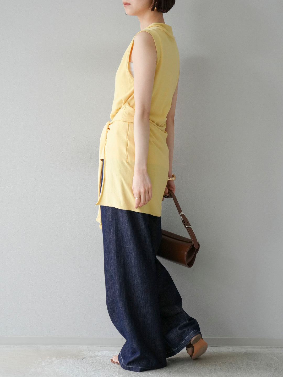 [SET]腰巻きデザインノースリーブニットカーディガン+ヒップデザインデニムパンツ(2set)