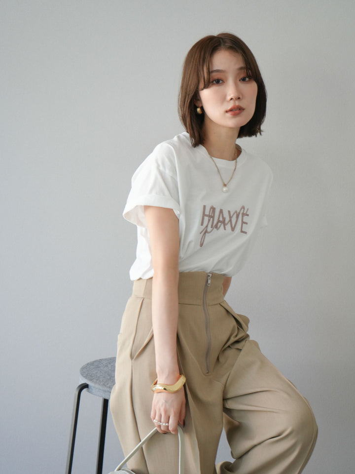 [予約]デザインロゴ刺繍Tシャツ/オフホワイト