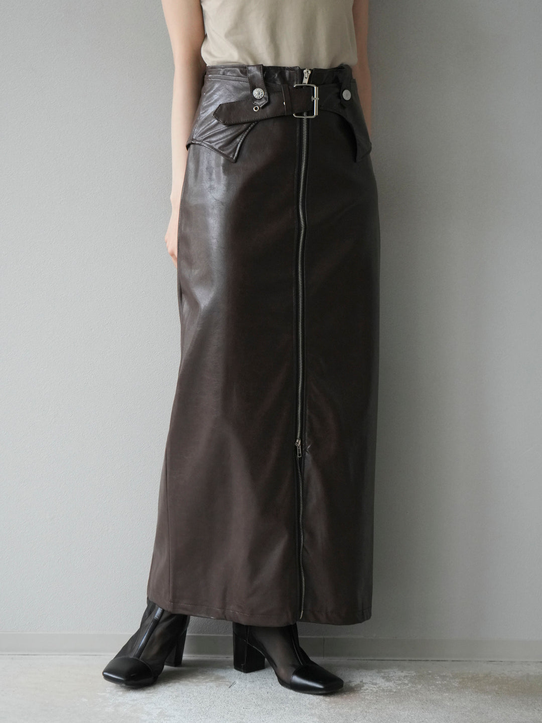 [予約]ベルトデザインレザータッチZIPタイトスカート/ブラウン