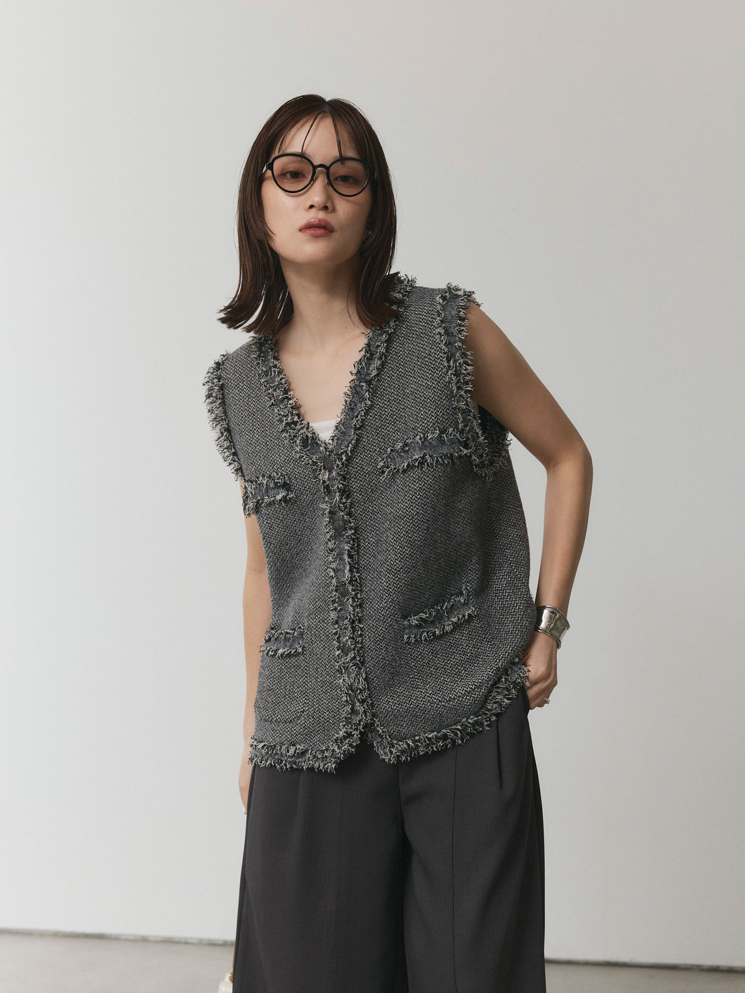 【Allure】[SET]アンティークボタンツイードフリンジニットベスト+アンティークボタンツイードフリンジニットベスト(2set)