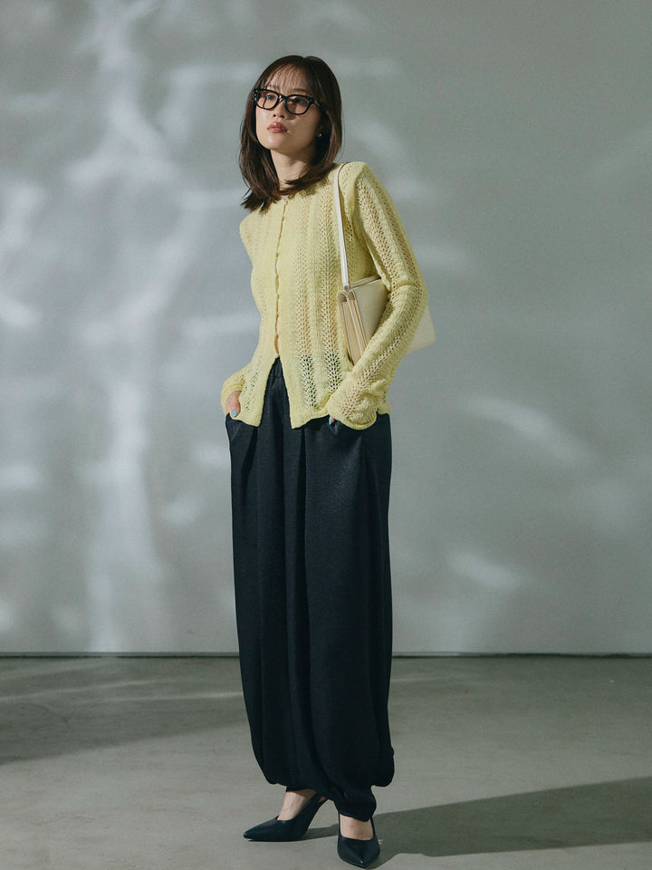 【Allure】[SET]透かし編みニットカーディガントップス+ワッシャーサテンタックジョガーパンツ(2set)