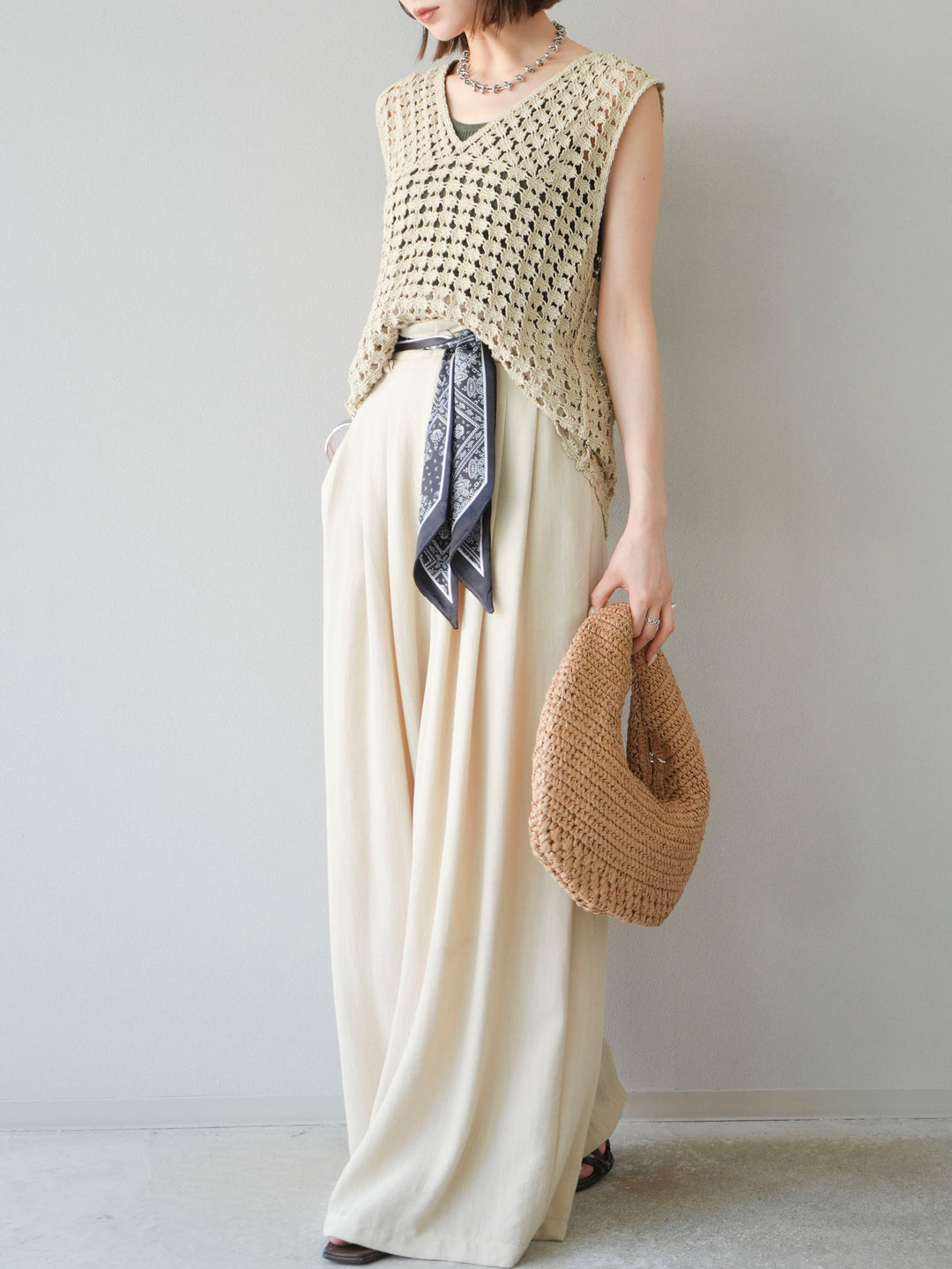 [予約]スカーフベルト付3タックワイドパンツ/ベージュ