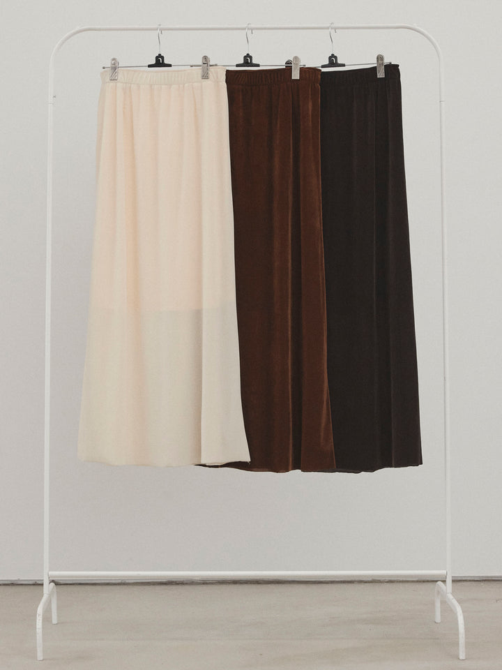 [SET] 霧面緞面外套 + 天鵝絨半身裙 (2set)