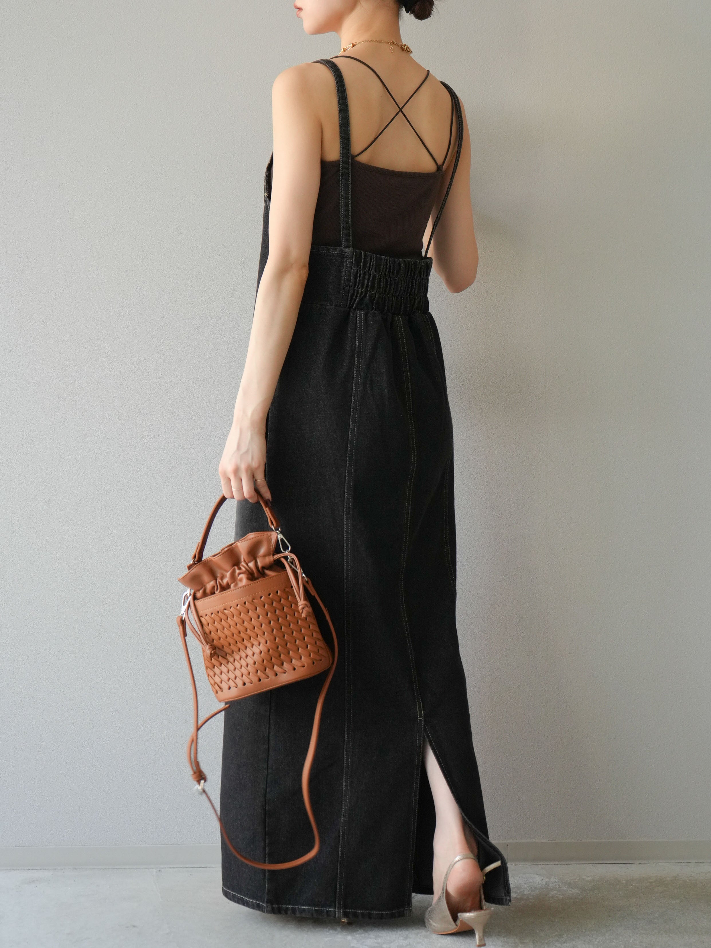 SET]アシンメトリーデニムワンピース+カップ付きバッククロス