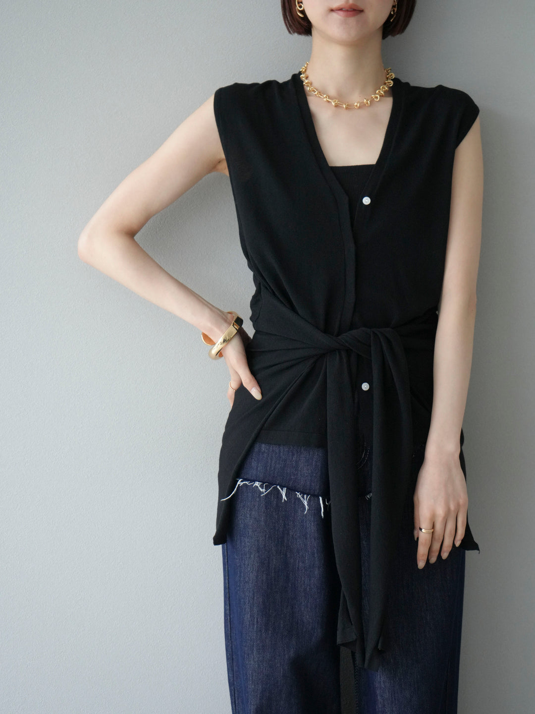 [SET]腰巻きデザインノースリーブニットカーディガン+選べるアクセセット(2set)