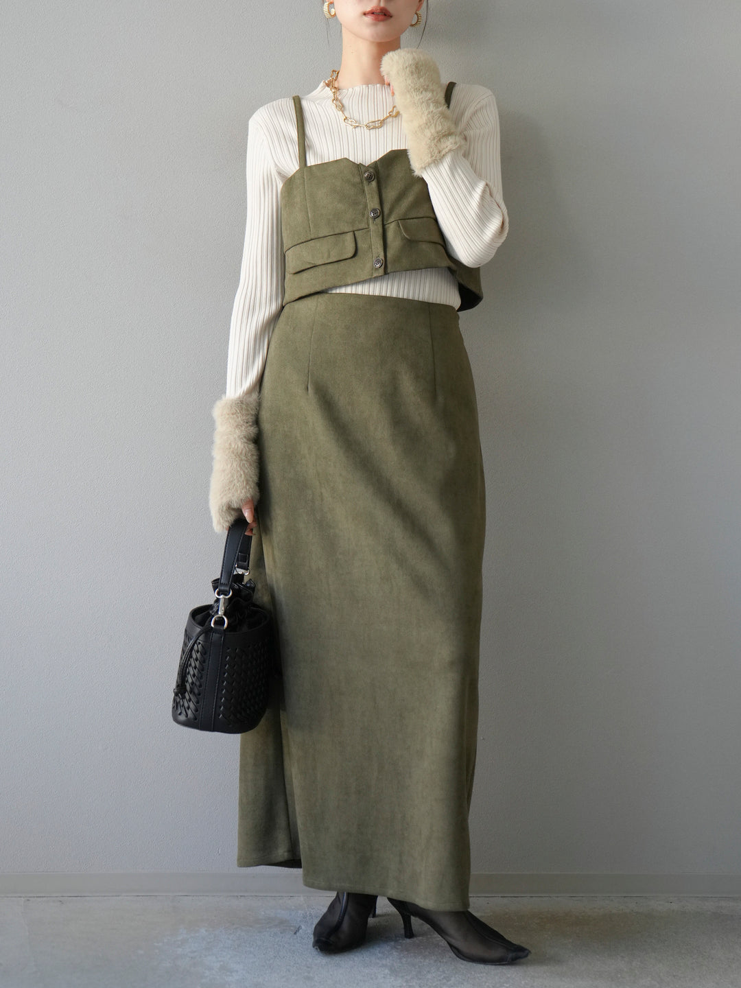 [予約]スウェードビスチェ/カーキ