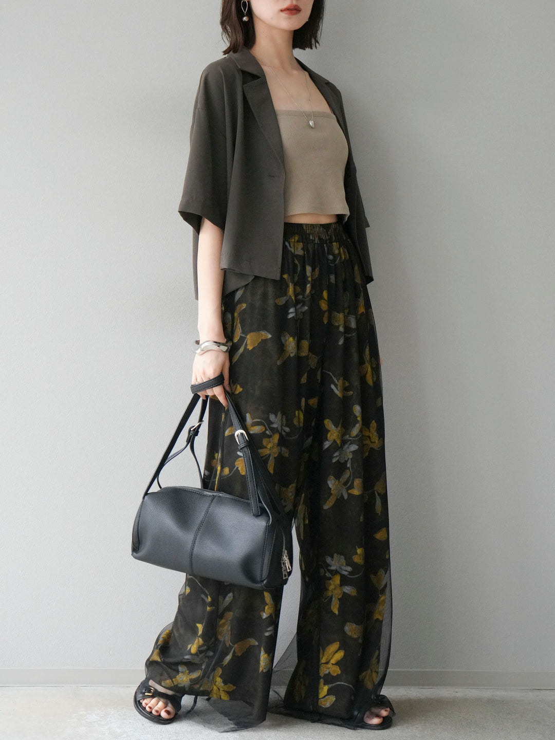 [SET]ハーフショートジャケット+フラワープリントチュールレイヤードパンツ(2set)