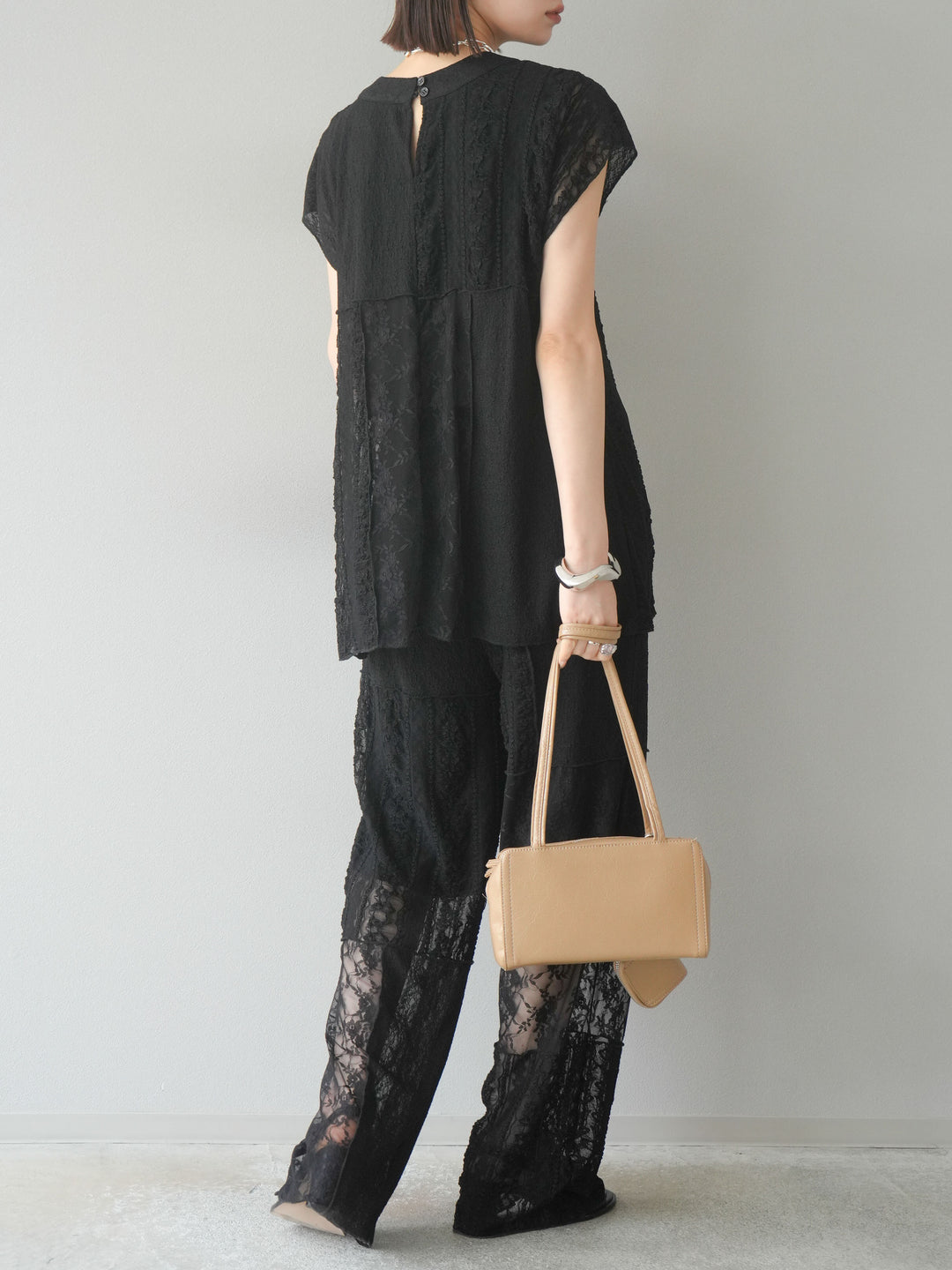 【預購】拼布蕾絲寬褲/黑