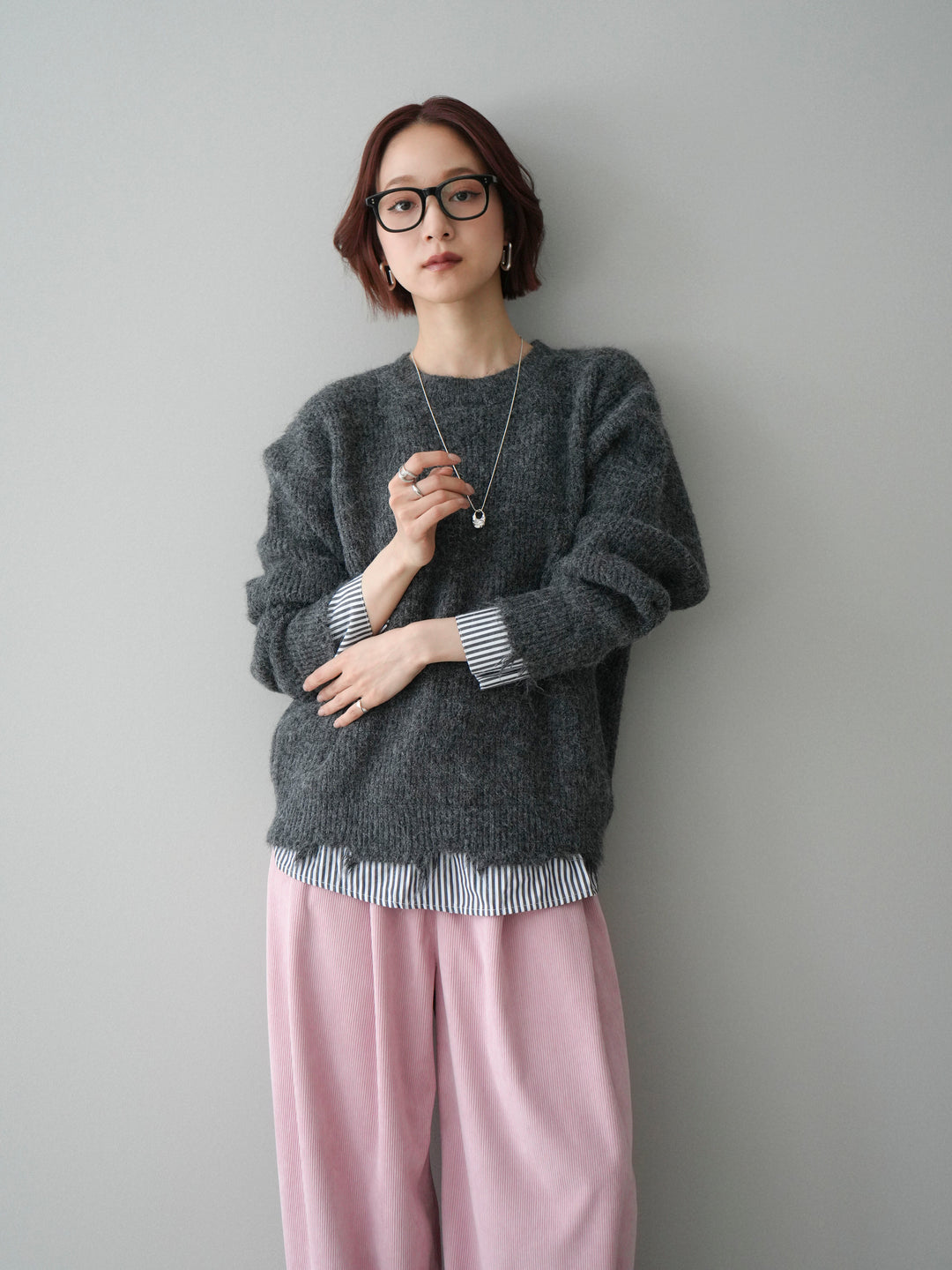 [SET]裾シャツレイヤードダメージニットプルオーバー+コーデュロイサイドタックコクーンパンツ(2set)