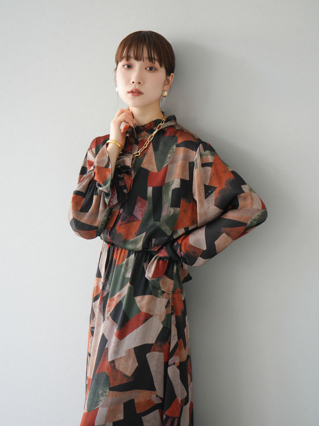 [SET]レトロプリントフリルブラウス+選べるアクセセット(2set)