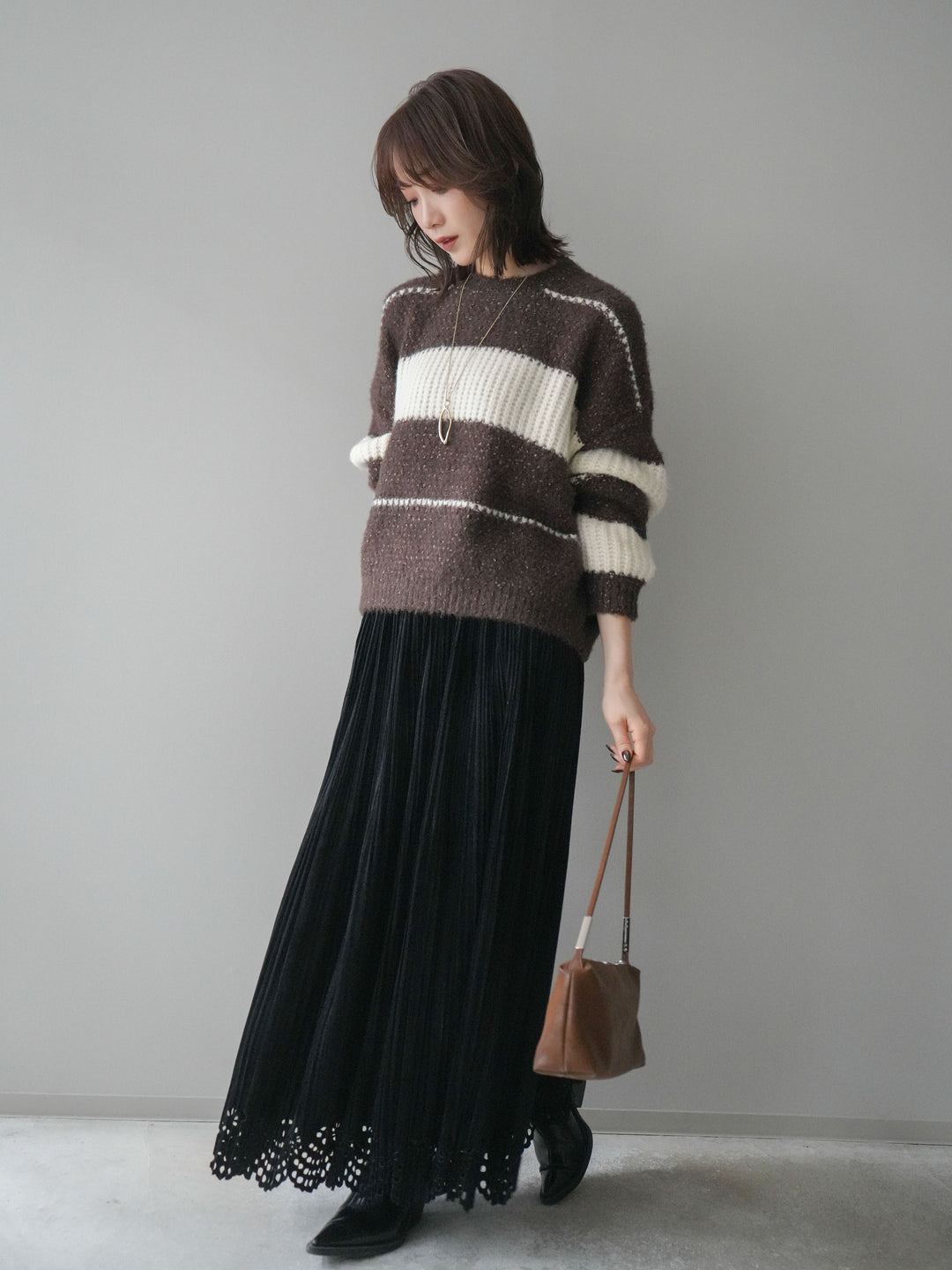 [予約]パンチングデザインスエードプリーツスカート/black