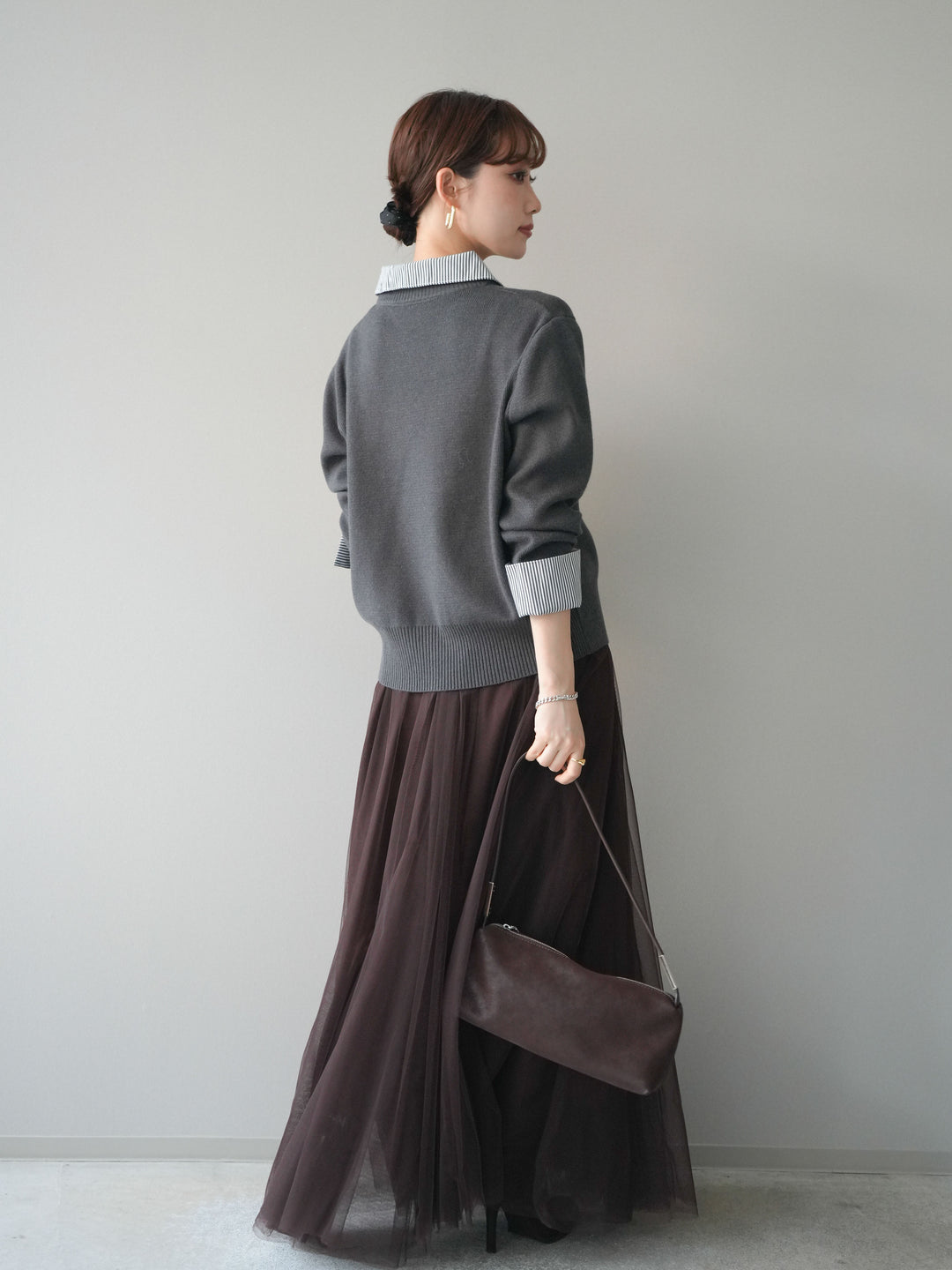 [SET]シャツドッキングデザイン裾ボタンニットプルオーバー+チュールボリュームスカート(2set)