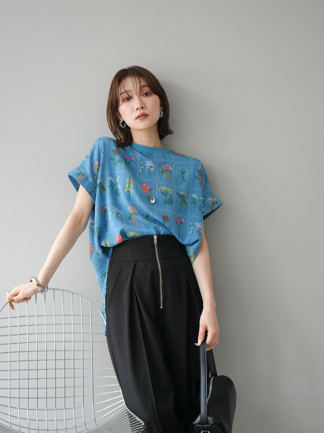 [予約]パッチワークフラワープリントプルオーバー/ブルー