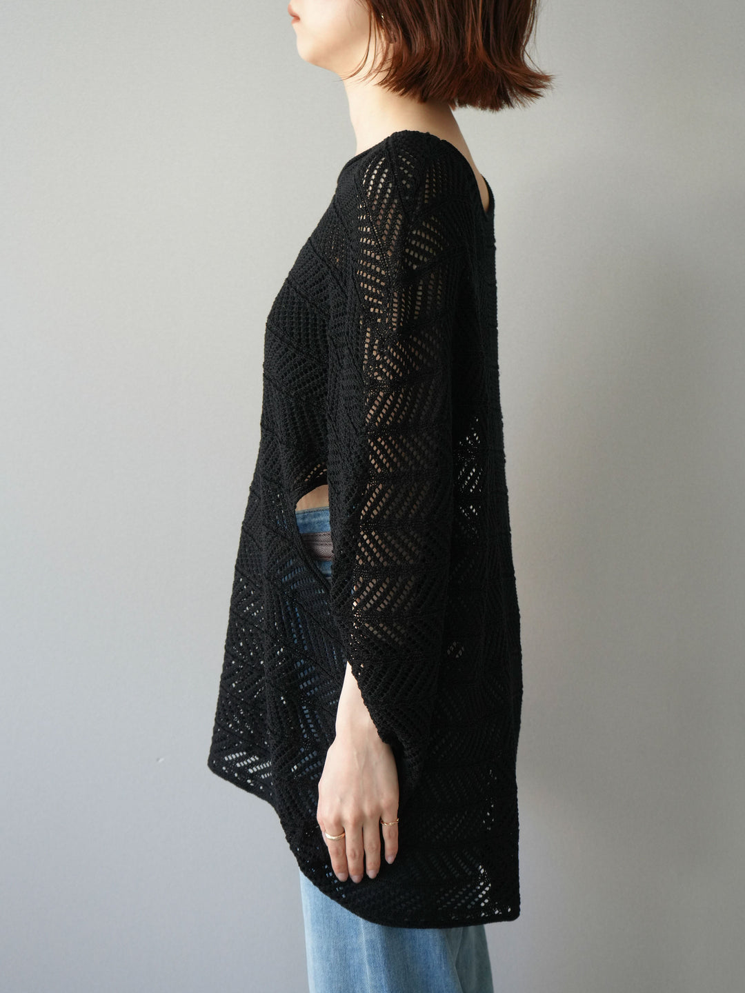 [予約]シアーポンチョニットトップス/black