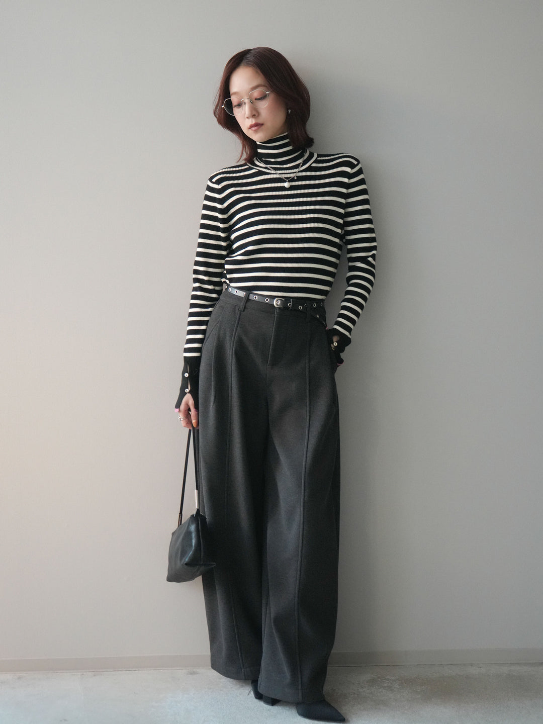 [SET]袖配色ハイネックボーダーリブニットトップス+ベルト付き裏起毛ワイドパンツ(2set)