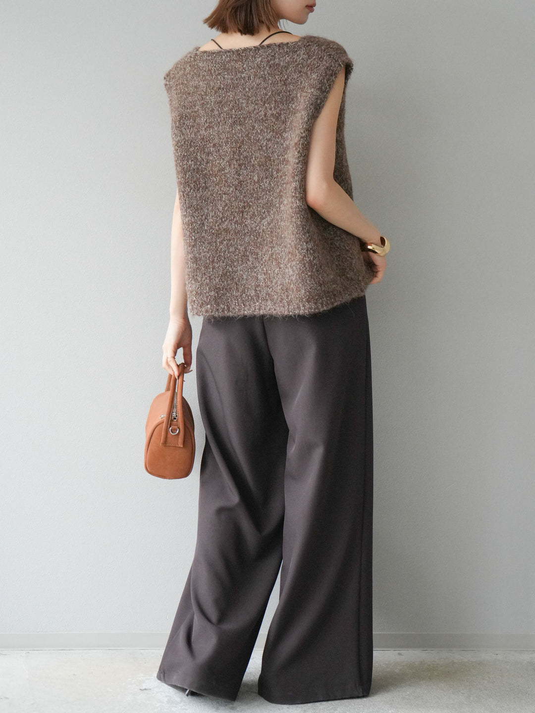 【預購】皮帶環設計寬褲/棕色