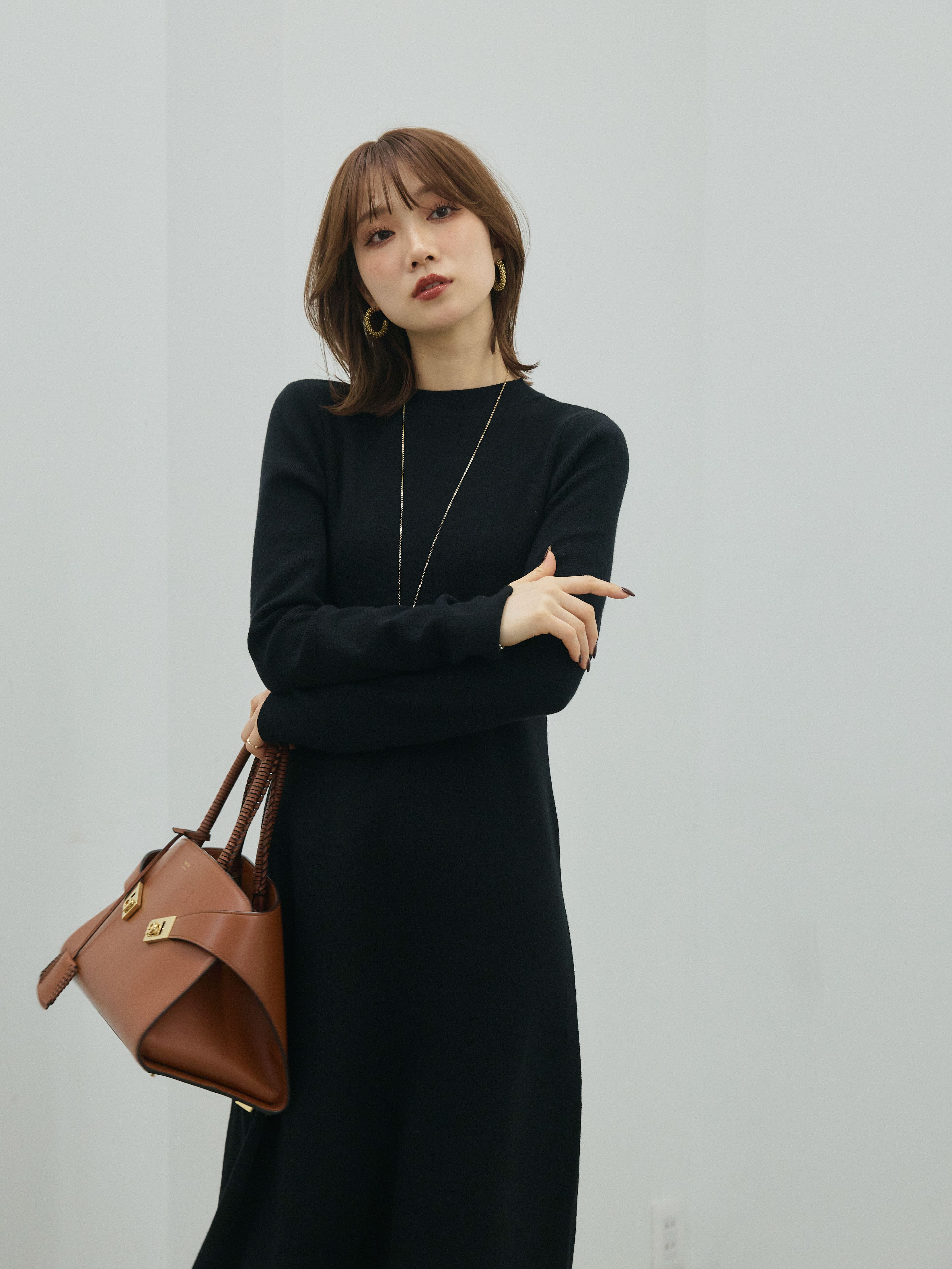 Allure】[SET]バックオープンニットワンピース+バックオープンニット